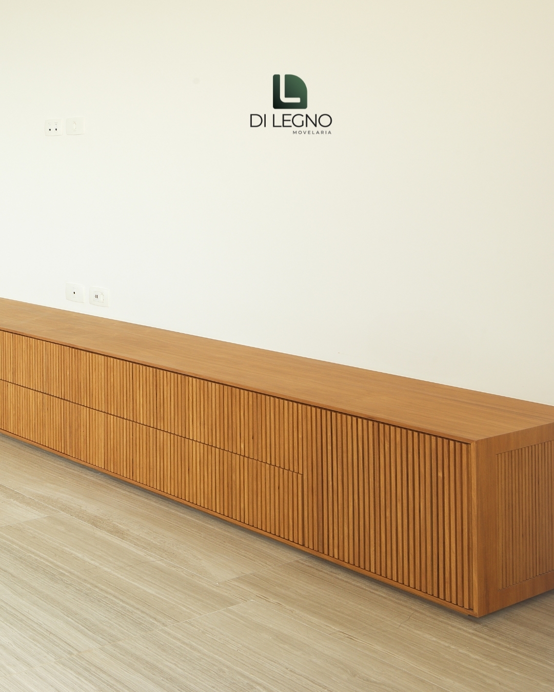 Di Legno Movelaria
Móveis de alto padrão feito sob medida
+55 11 99403-8970

___
#dilegnomoveis #dilegnomovelaria #dilegno #marcenariasobmedida #marcenariaaltopadrão #designdeinteriores #arquitetura #móveisplanejados #saladetv #movelaria #marcenaria #cozinhaplanejada #armarios #saladeestar #portasdecorrer #saladetv #dormitório #saladejantar #marcenariacriativa #madeira #moveis #interiores #suitecasal #decoração #planejados #escritorios
